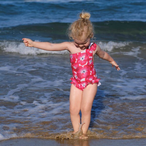 Sırt Dekolteli Tek Omuzlu Kız Çocuk Mayo