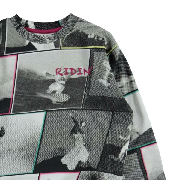 Snowboard Temalı Erkek Çocuk Sweatshirt